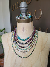 Load image into Gallery viewer, Purple Spiny Oyster Heishi Necklace