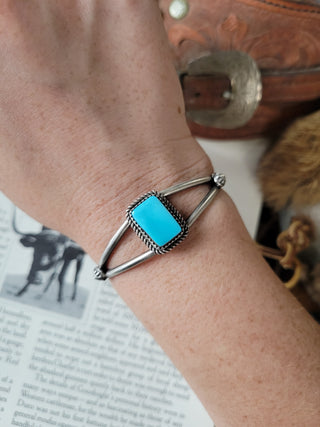 The Tillman Bar Cuff - Kingman