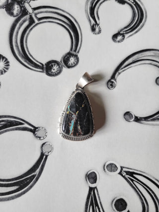The Annie Triangle Pendant - Blackjack