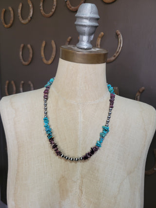 The Lola Pearl Necklace