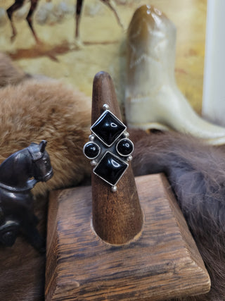 Onyx Cluster Ring - Sz 7