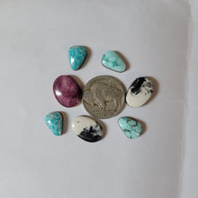 Load image into Gallery viewer, Emily Cluster Necklace