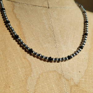 Onyx 4mm Pearls