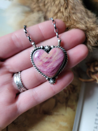 The Lucille Heart Necklace - Purple Spiny Oyster