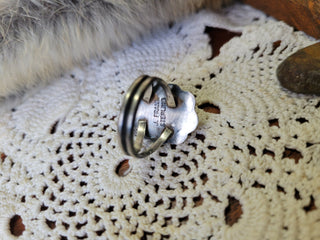 Golden Hills Stamped Ring - sz 7.75