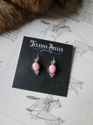 The Jolie Dangles - Pink Conch Shell