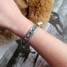 Load image into Gallery viewer, The Wesley Cuff - Pink Conch