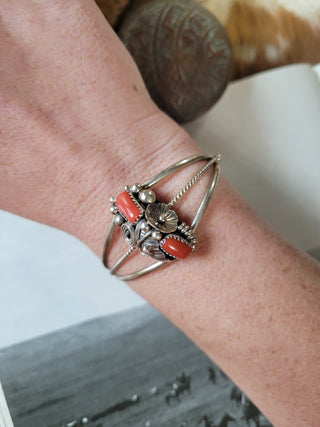 The Boon Cuff - Coral
