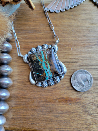The Alyssa Necklace - Black Jack