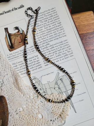 Graduated Pearls x Gold