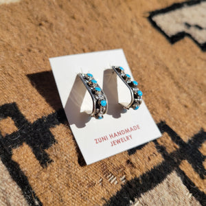 Zuni J Studs