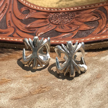 Load image into Gallery viewer, Sterling Saddle Ring